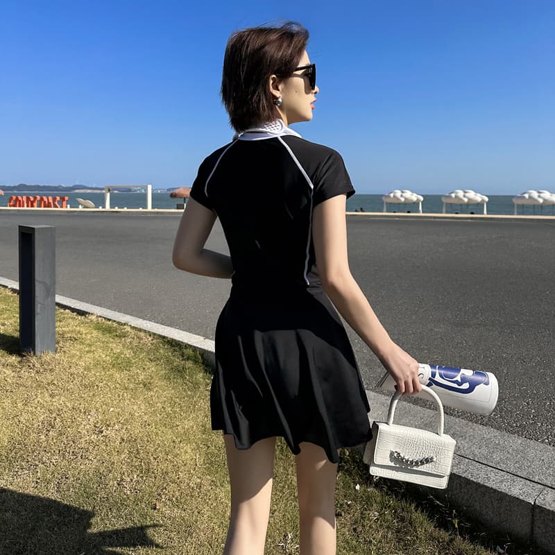 競泳水着 優雅な競泳スタイルワンピース